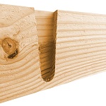 Wandbalken mit eingefrästen Schwalbenschwänzen